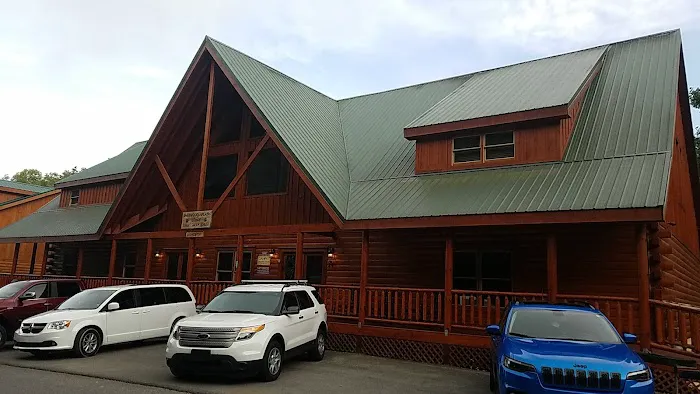 Sherwood Splash Lodge 11 Bedroom Home with Indoor Pool 4