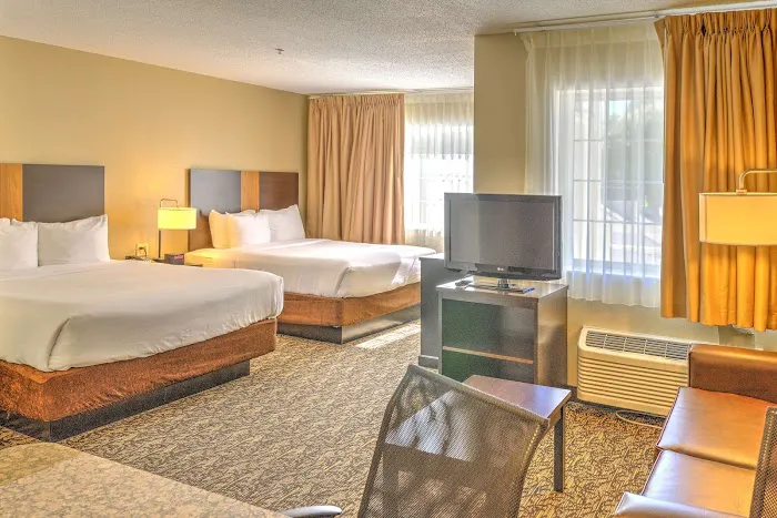 LeConte Hotel & Convention Center, Ascend Hotel Collection 4