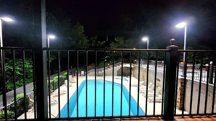 Woodridge Village 4