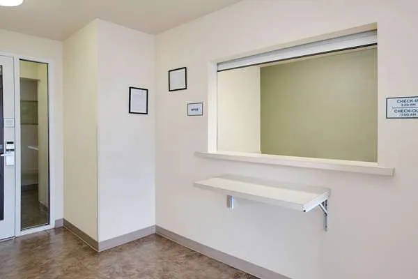 WoodSpring Suites Asheville - Biltmore West 4