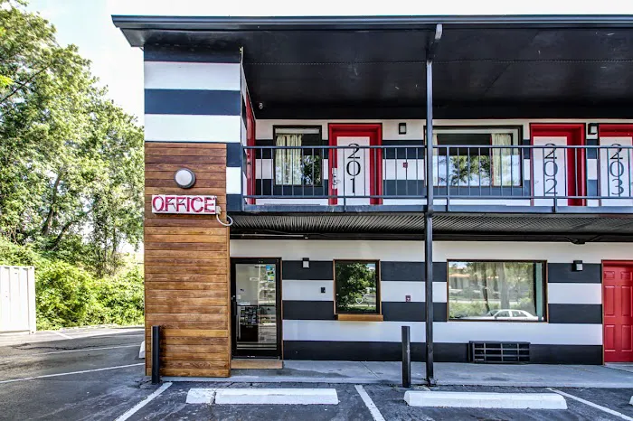The Asheville Inn 4