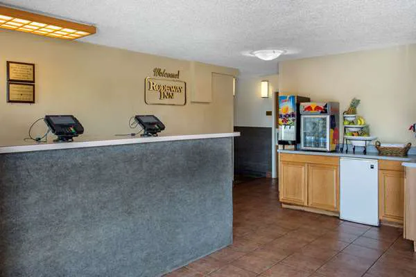 Rodeway Inn 4