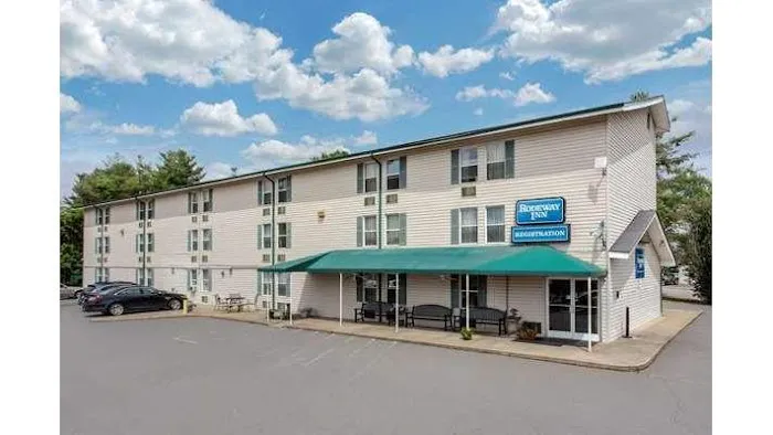 Rodeway Inn 4