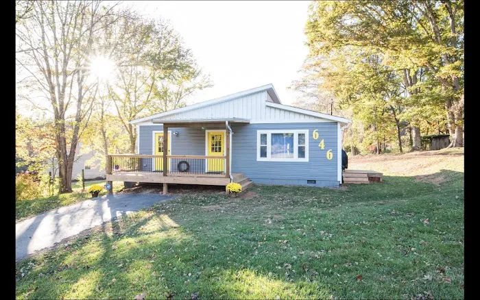 Cottage 646 4