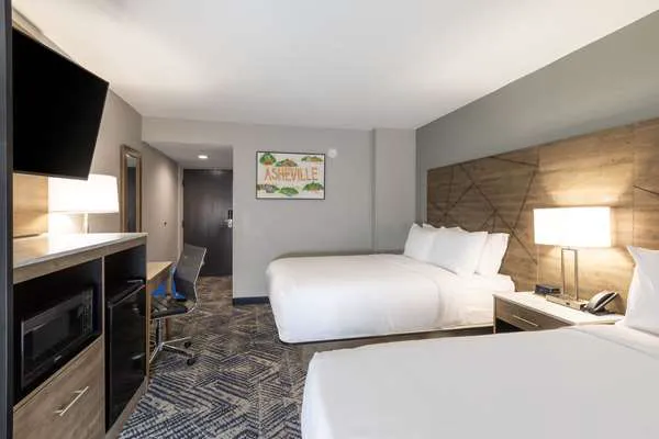 Rodeway Inn & Suites near Outlet Mall - Asheville 4