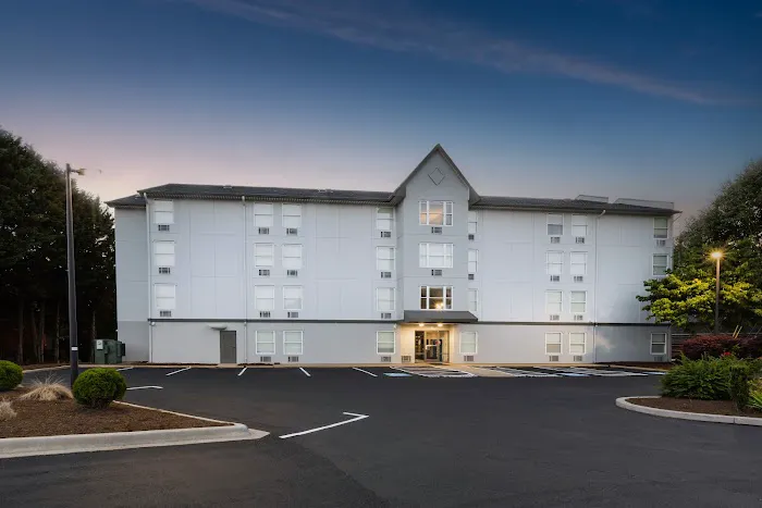 Rodeway Inn & Suites near Outlet Mall - Asheville 4