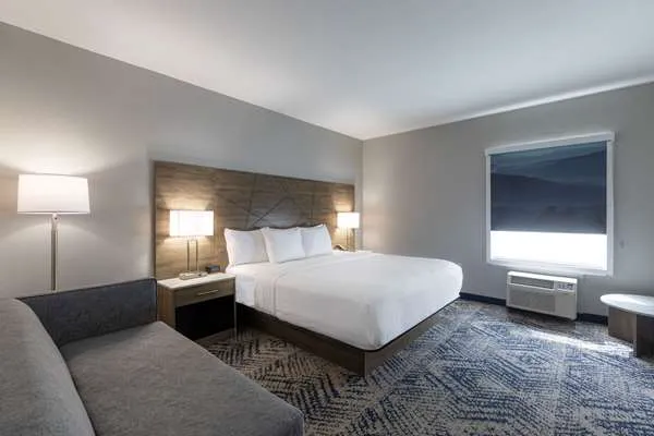 Rodeway Inn & Suites near Outlet Mall - Asheville 4