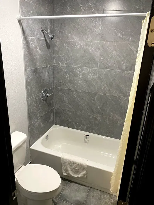 American Inn 4