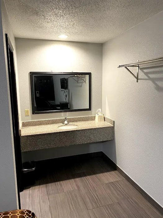 American Inn 4