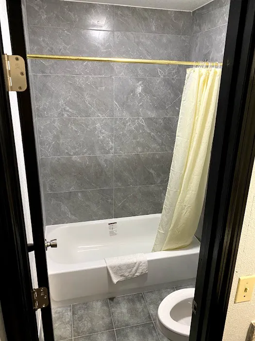 American Inn 4