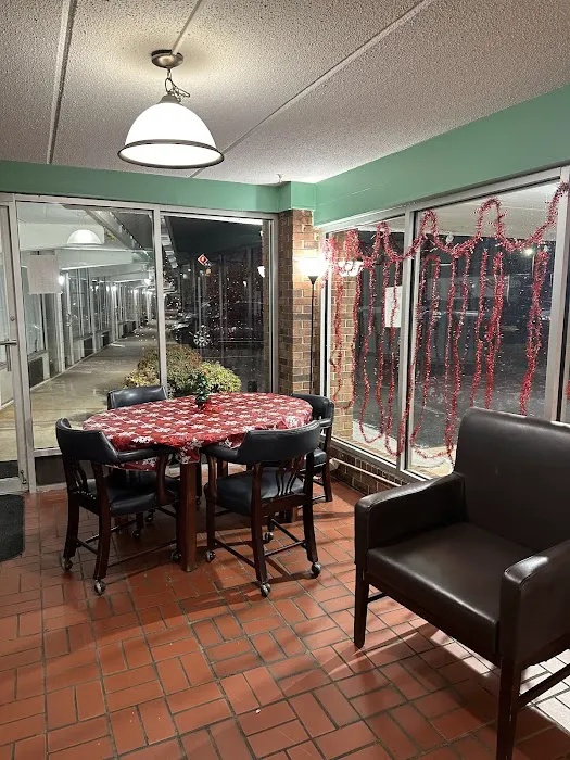 FAIRVIEW INN & SUITES OF SIMPSONVILLE, S.C 4