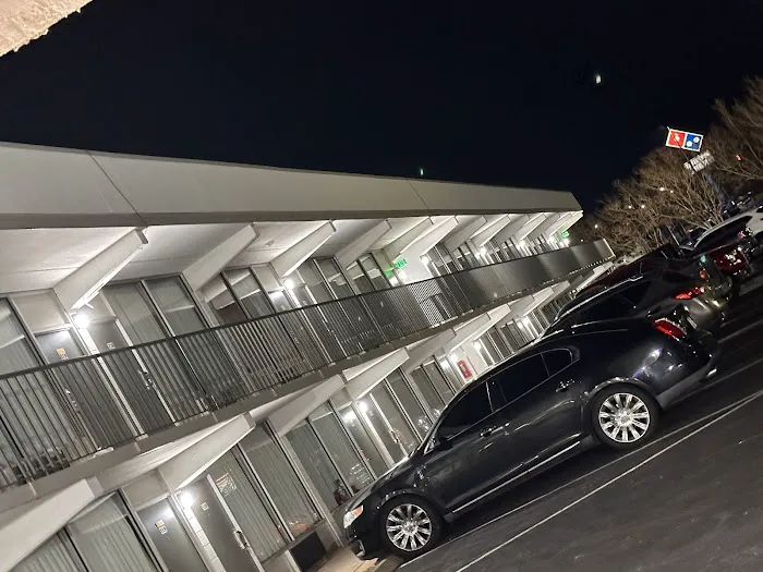 FAIRVIEW INN & SUITES OF SIMPSONVILLE, S.C 4