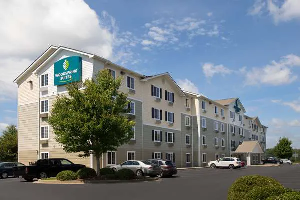 WoodSpring Suites Greenville Simpsonville 4