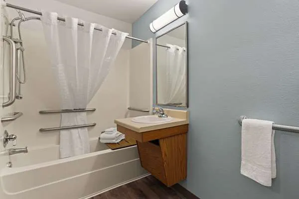 WoodSpring Suites Greenville Simpsonville 4