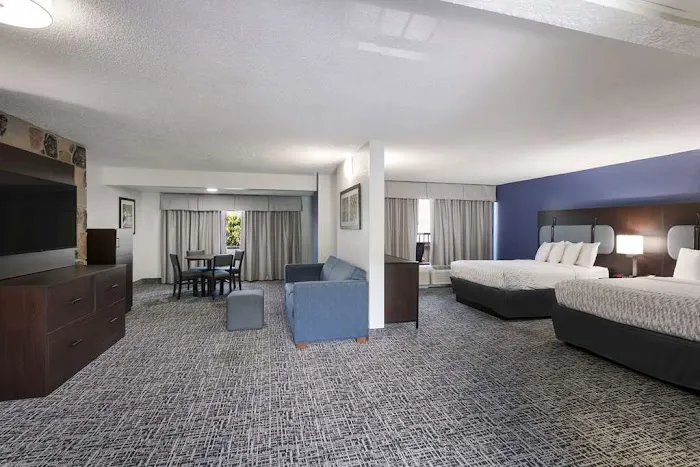 SureStay Plus by Best Western Gatlinburg 4