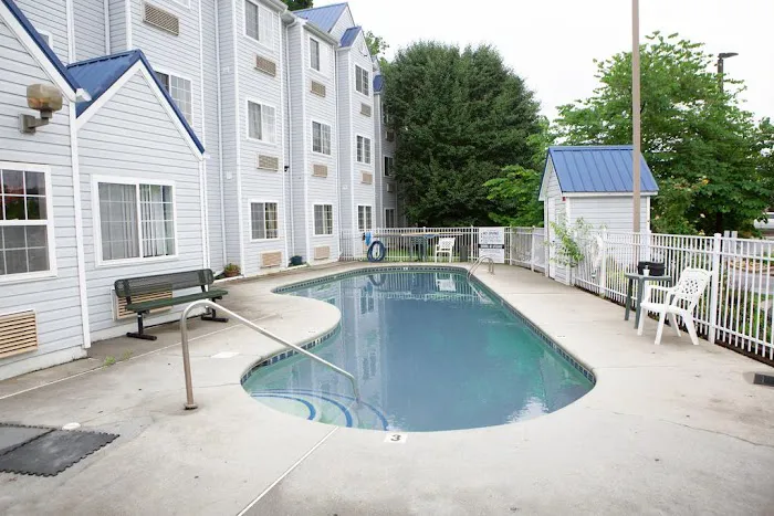 Guest Inn Pigeon Forge 4