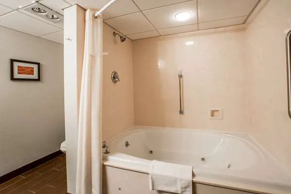 Comfort Inn & Suites at Dollywood Lane 4