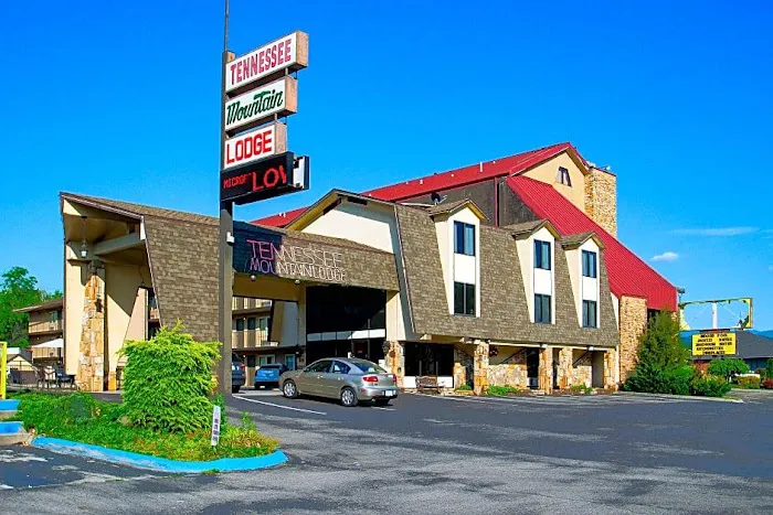 Tennessee Mountain Lodge Riverside by OYO 4