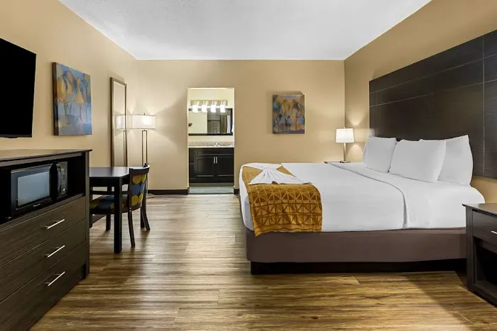 Best Western Toni Inn 4