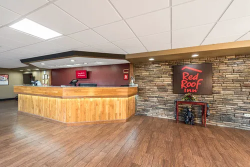 Red Roof Inn & Suites Pigeon Forge - Parkway 4