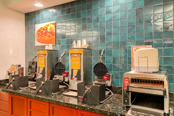 Quality Inn Near the Island Pigeon Forge 4