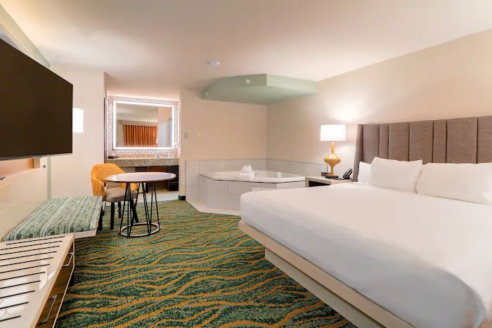 Quality Inn Near the Island Pigeon Forge 4