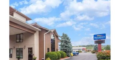 Baymont by Wyndham Pigeon Forge near Island Drive