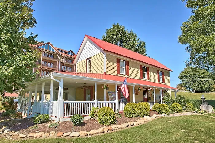 Appleview River Resort 4
