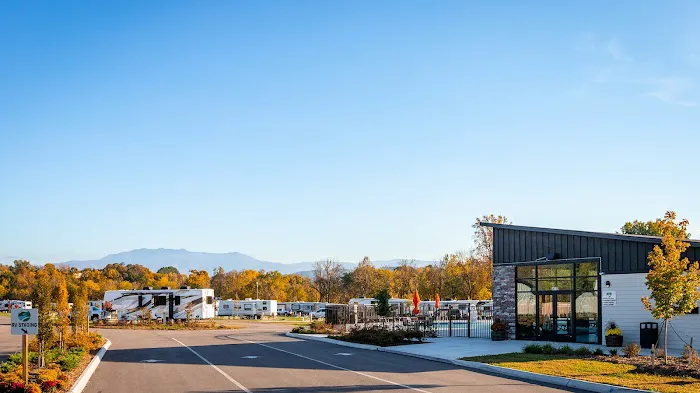 Pigeon Forge Landing RV Resort 4