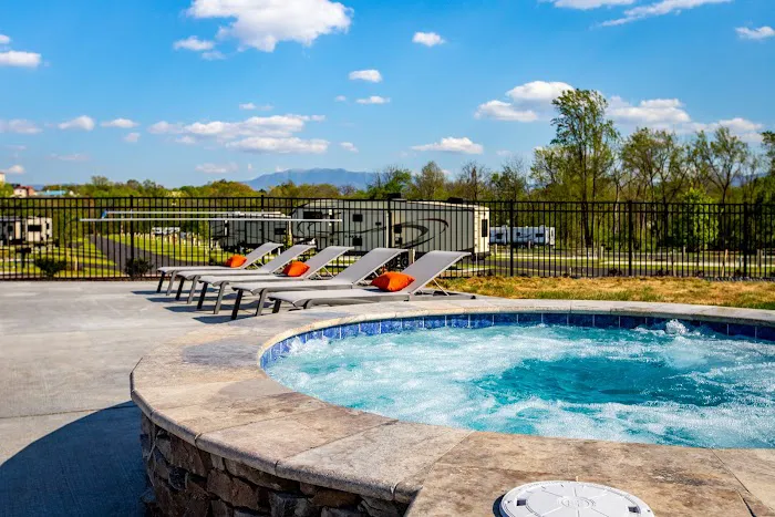 Pigeon Forge Landing RV Resort 4