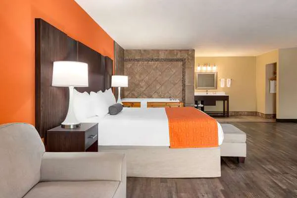 Pigeon River Inn 4