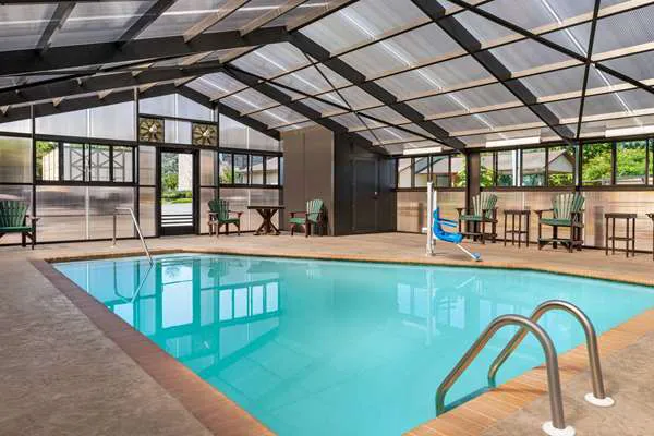 Pigeon River Inn 4