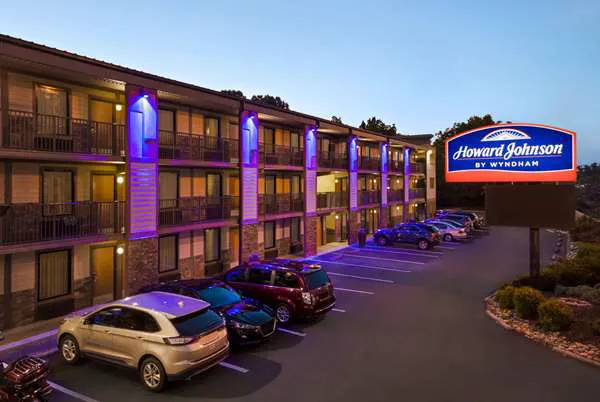 Pigeon River Inn 4