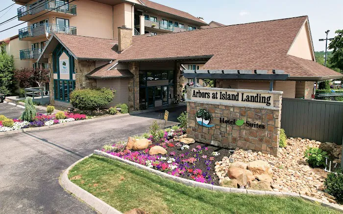 Arbors at Island Landing Hotel & Suites Pigeon Forge 4
