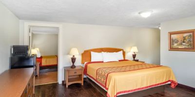 Pigeon Forge Parkway Inn