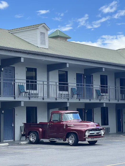 Pigeon Forge Parkway Inn 4
