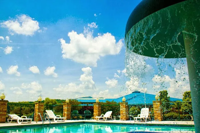 Park Grove Inn 4