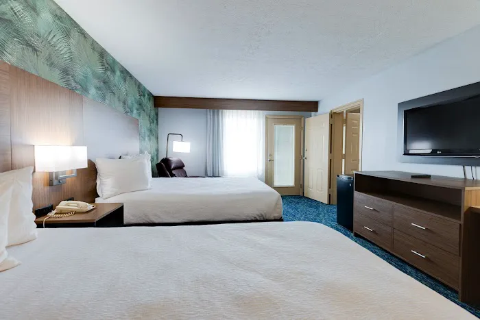 Park Grove Inn 4