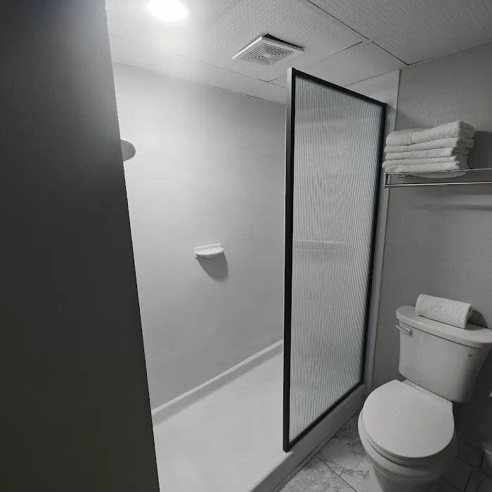 Mountain Vista Inn & Suites 4