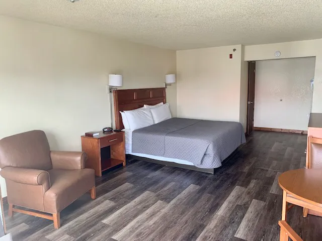 Valley Forge Inn 4