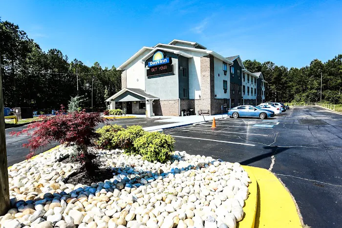 Super 8 by Wyndham Villa Rica 4