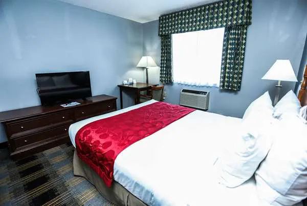 Super 8 by Wyndham Villa Rica 4