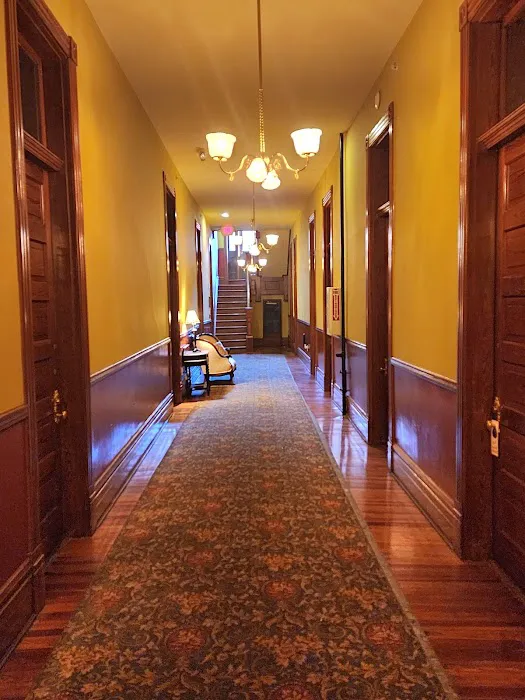 The Fitzpatrick Hotel 4
