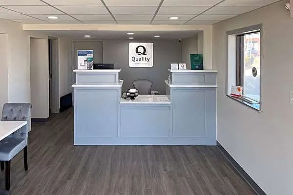 Quality Inn 4