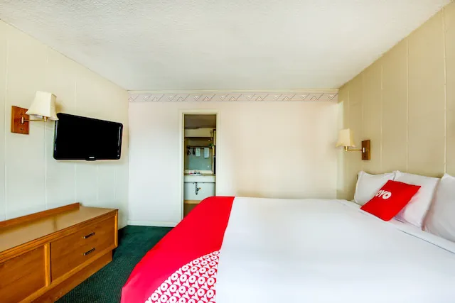 OYO Hotel Mauldin SC South Main Street 4