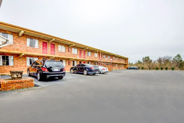 OYO Hotel Mauldin SC South Main Street 4