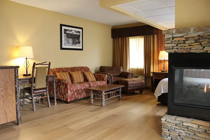 Old Creek Lodge 4