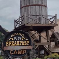 Black Bear Inn & Suites ico