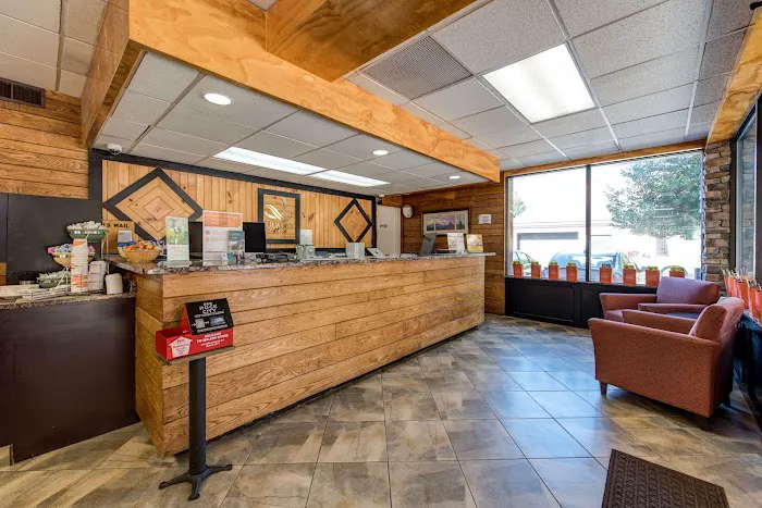 Quality Inn Creekside - Downtown Gatlinburg 4