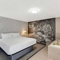 The Wander Hotel, a Ramada by Wyndham ico